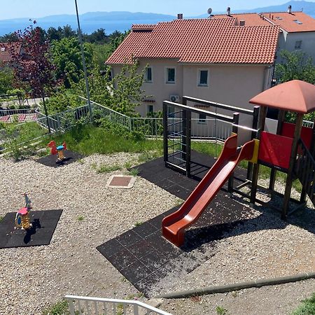 Portview Apartment Rijeka Bagian luar foto
