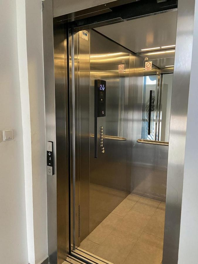 Portview Apartment Rijeka Bagian luar foto
