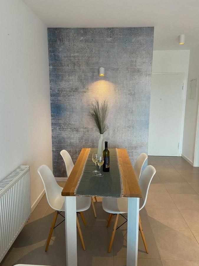 Portview Apartment Rijeka Bagian luar foto
